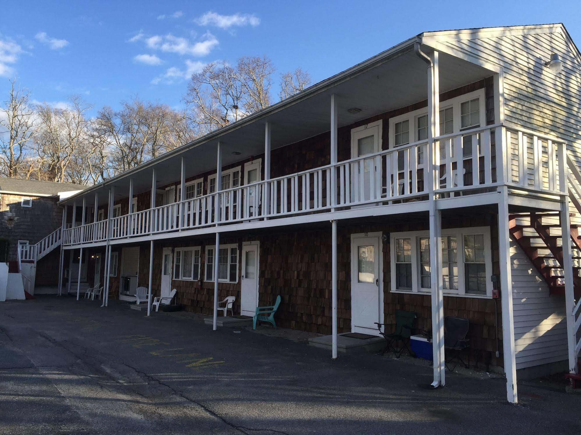 La Plaza Del Sol Motel Mashpee Kültér fotó